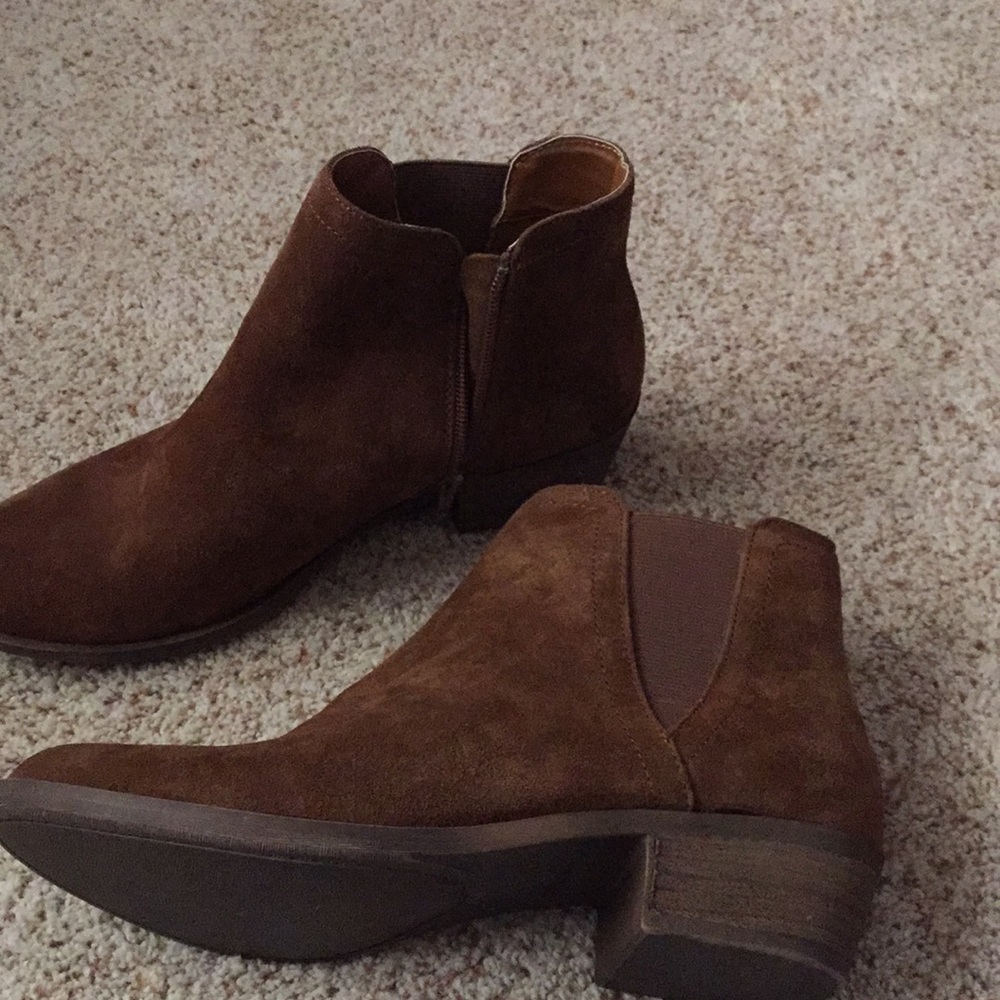 Shoe